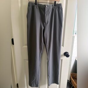 Like new Chubbies Everywhere pant Men's Charcoal Chinos size M. 32” inseam.